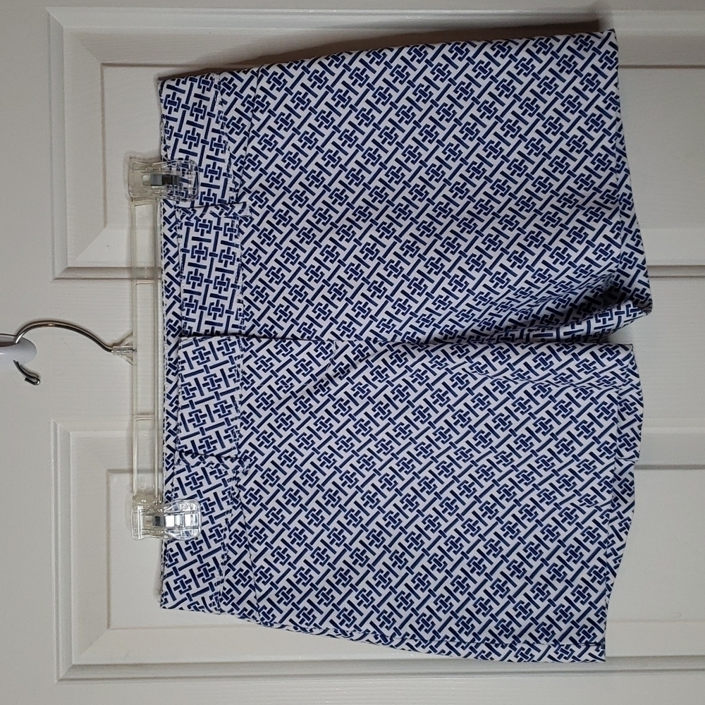THE limited blue/White flat front shorts size 6